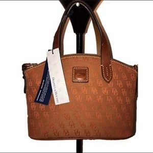 Brand new Dooney & Bourke handbag